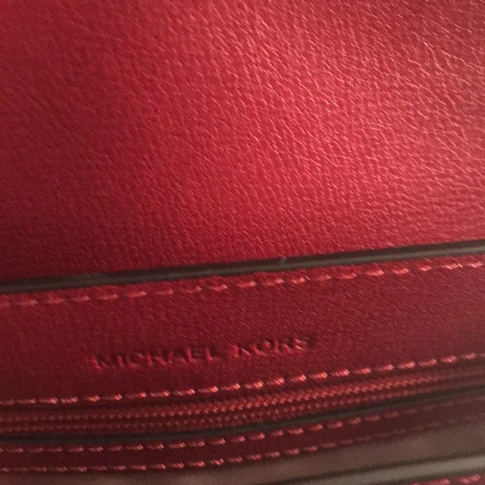 Michael Kors leather bag - Picture 6 of 6